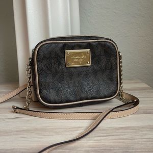 Michael Kors Mini Crossbody bag